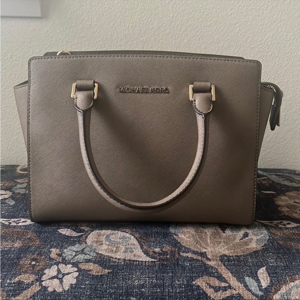 Michael Kors Dune Selma bag